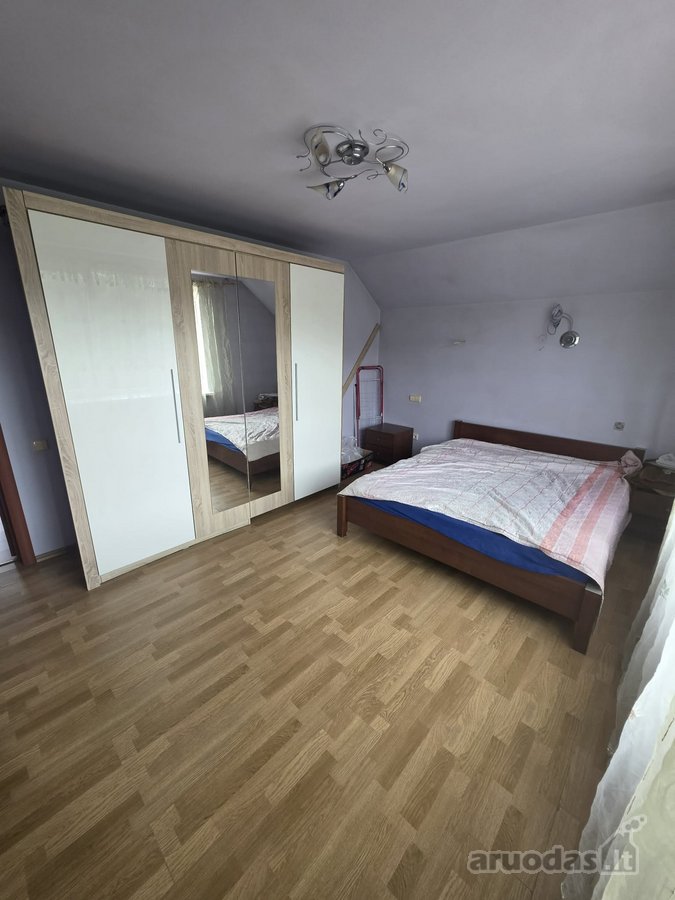 Parduodamas erdvus dviejų aukštų gyvenamasis - nuotraukos Nr. 41