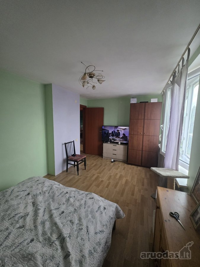 Parduodamas erdvus dviejų aukštų gyvenamasis - nuotraukos Nr. 43