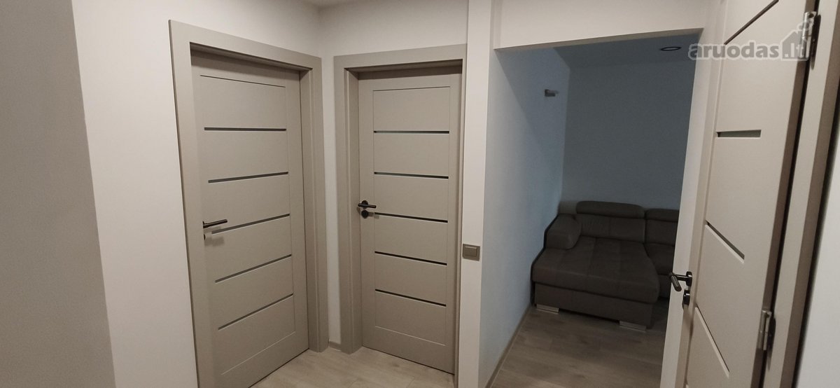 Išnuomojamas erdvus ir šiuolaikiškai įrengtas - nuotraukos Nr. 12
