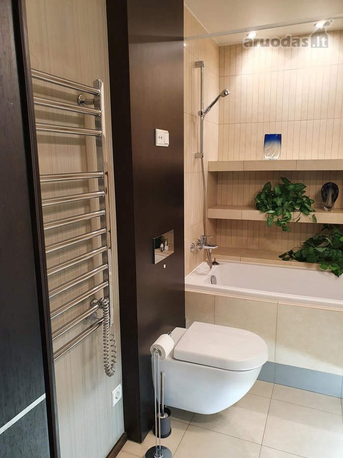 Išnuomojamas moderniai įrengtas 3-jų kambarių - nuotraukos Nr. 18