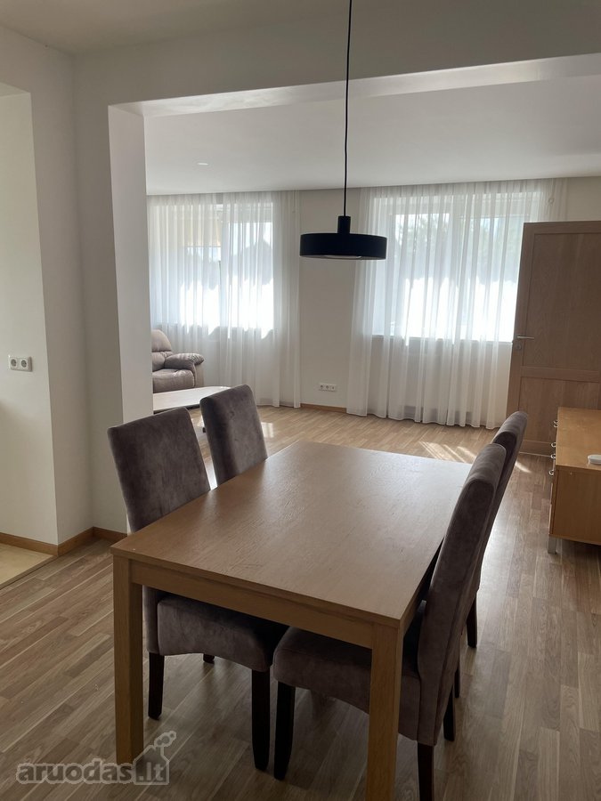 Nuomojamas dviejų miegamųjų butas, 80 m2 su - nuotraukos Nr. 2