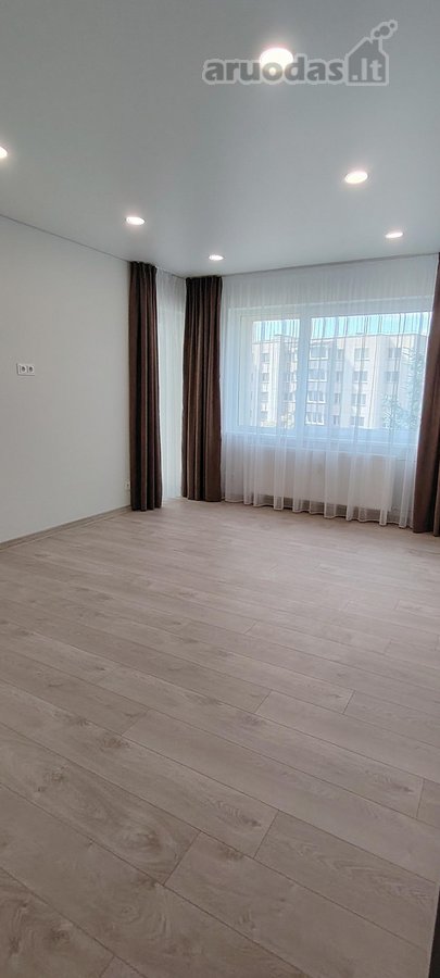 Parduodamas triju kambariu butas,pvonijos - nuotraukos Nr. 8