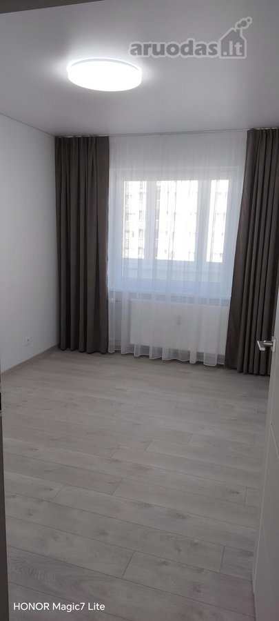 Parduodamas triju kambariu butas,pvonijos - nuotraukos Nr. 11