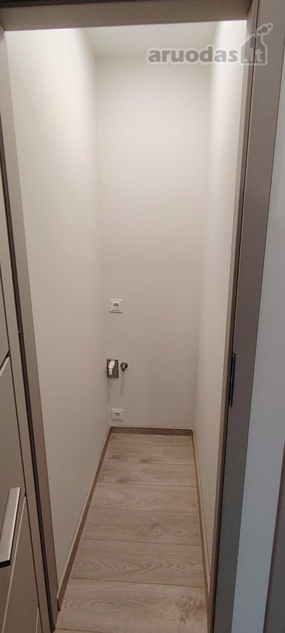 Parduodamas triju kambariu butas,pvonijos - nuotraukos Nr. 17