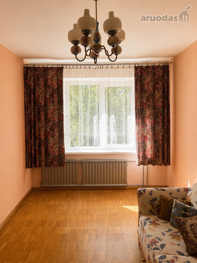 Erdvus 4 kambarių butas su potencialu atnaujinimui - nuotraukos Nr. 7