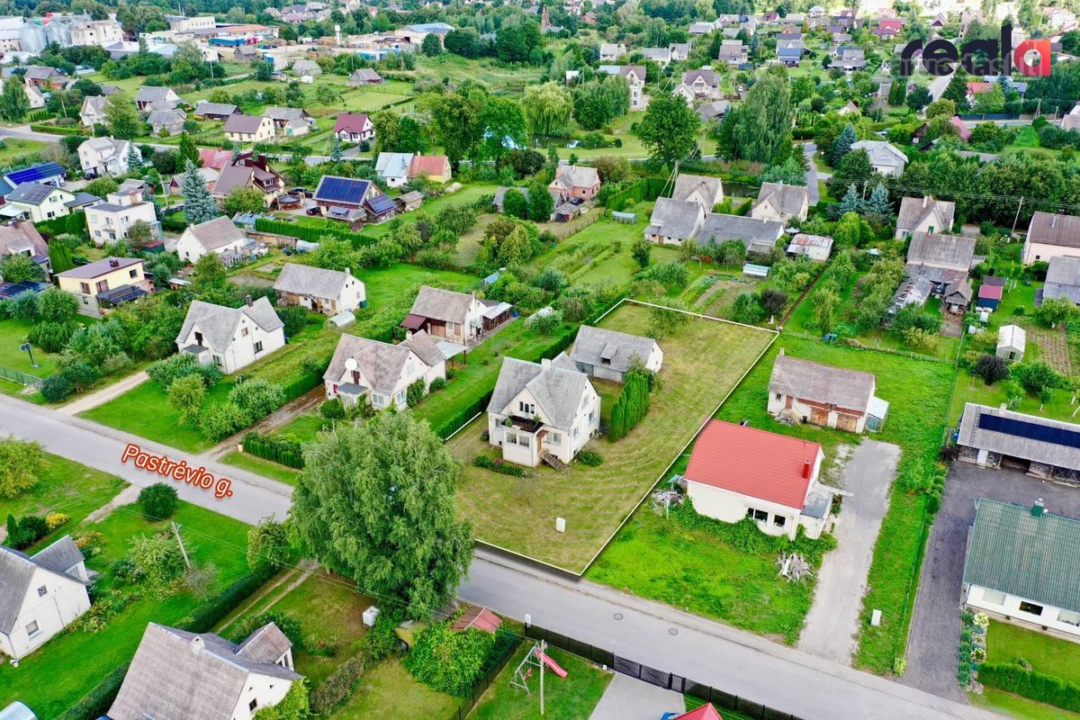 Erdvus mūrinis namas su 15 arų sklypu - nuotraukos Nr. 4