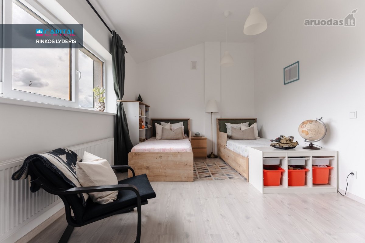 Parduodamas erdvus ir šviesus 4 kambarių - nuotraukos Nr. 31