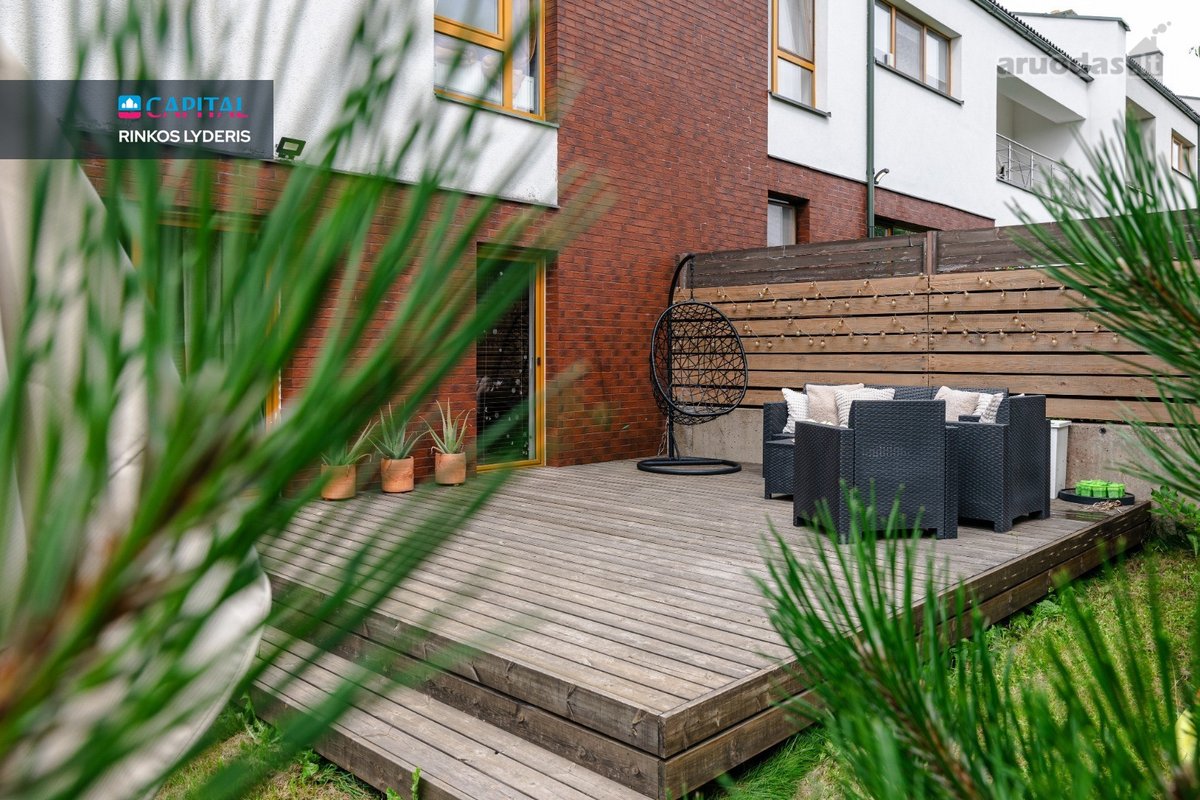 Parduodamas erdvus ir šviesus 4 kambarių - nuotraukos Nr. 37