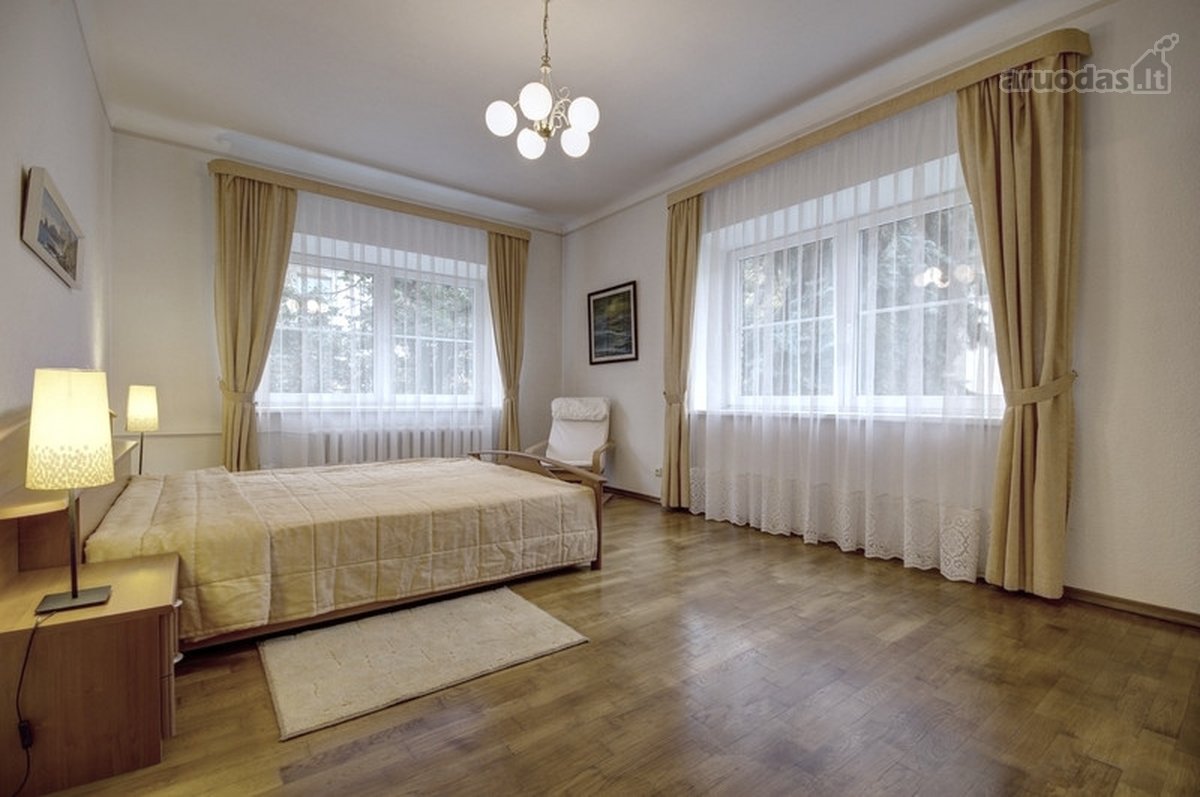 Išnuomojamas 3 kambarių, 110 m² butas su - nuotraukos Nr. 2
