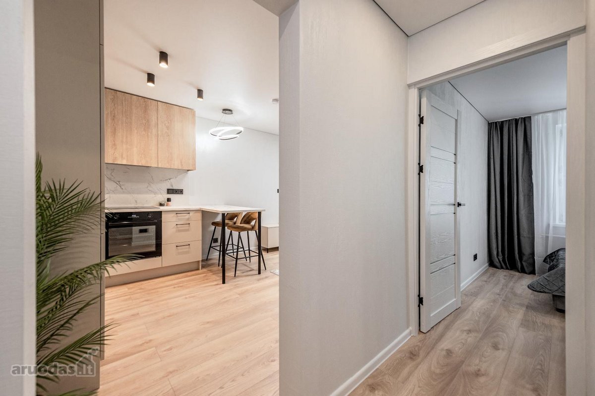 Parduodamas naujai įrengtas butas Architektų - nuotraukos Nr. 9