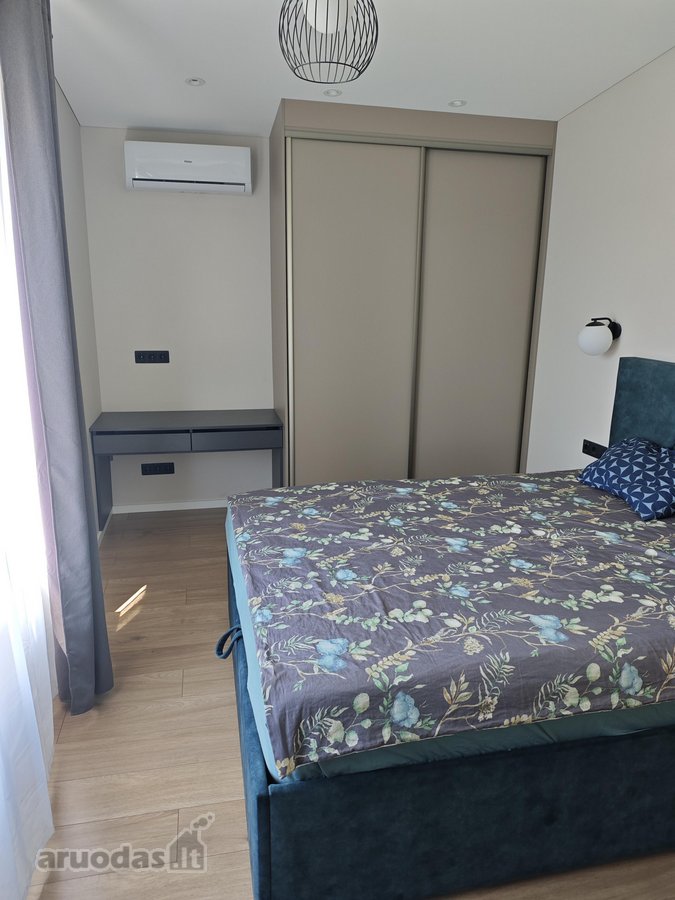 Moderniai Įrengtas 4 Kambarių Kotedžas - nuotraukos Nr. 17
