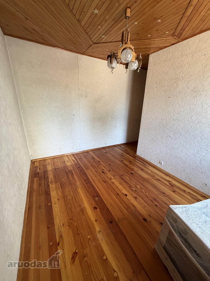 Keturių kambarių butas pirmame aukšte, Utenos - nuotraukos Nr. 3