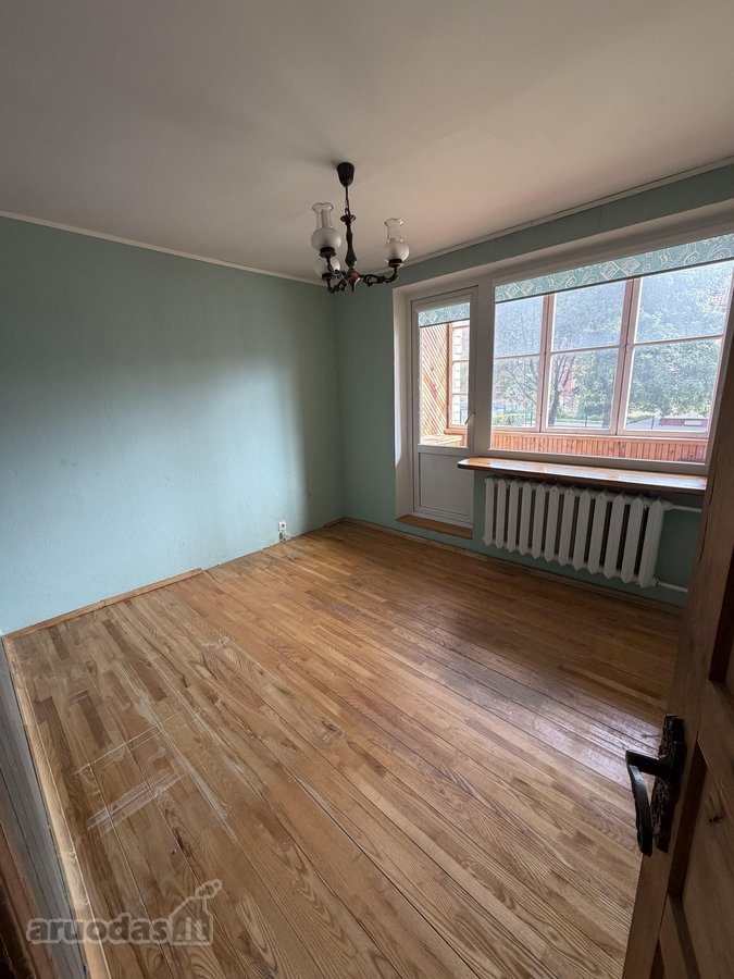 Keturių kambarių butas pirmame aukšte, Utenos - nuotraukos Nr. 6
