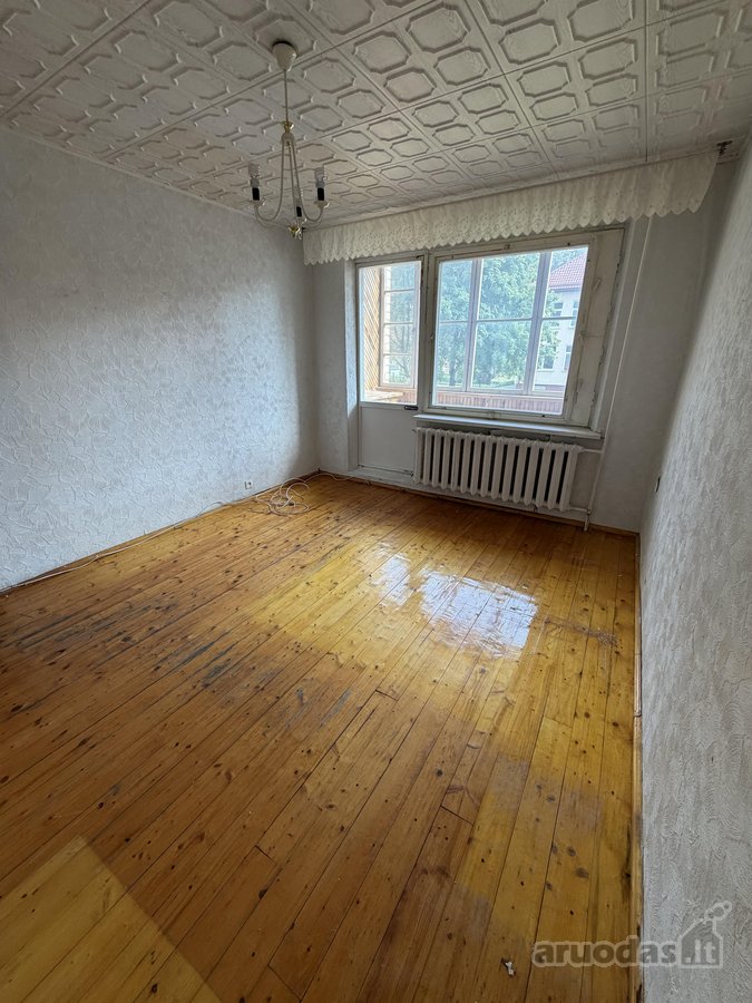Keturių kambarių butas pirmame aukšte, Utenos - nuotraukos Nr. 20