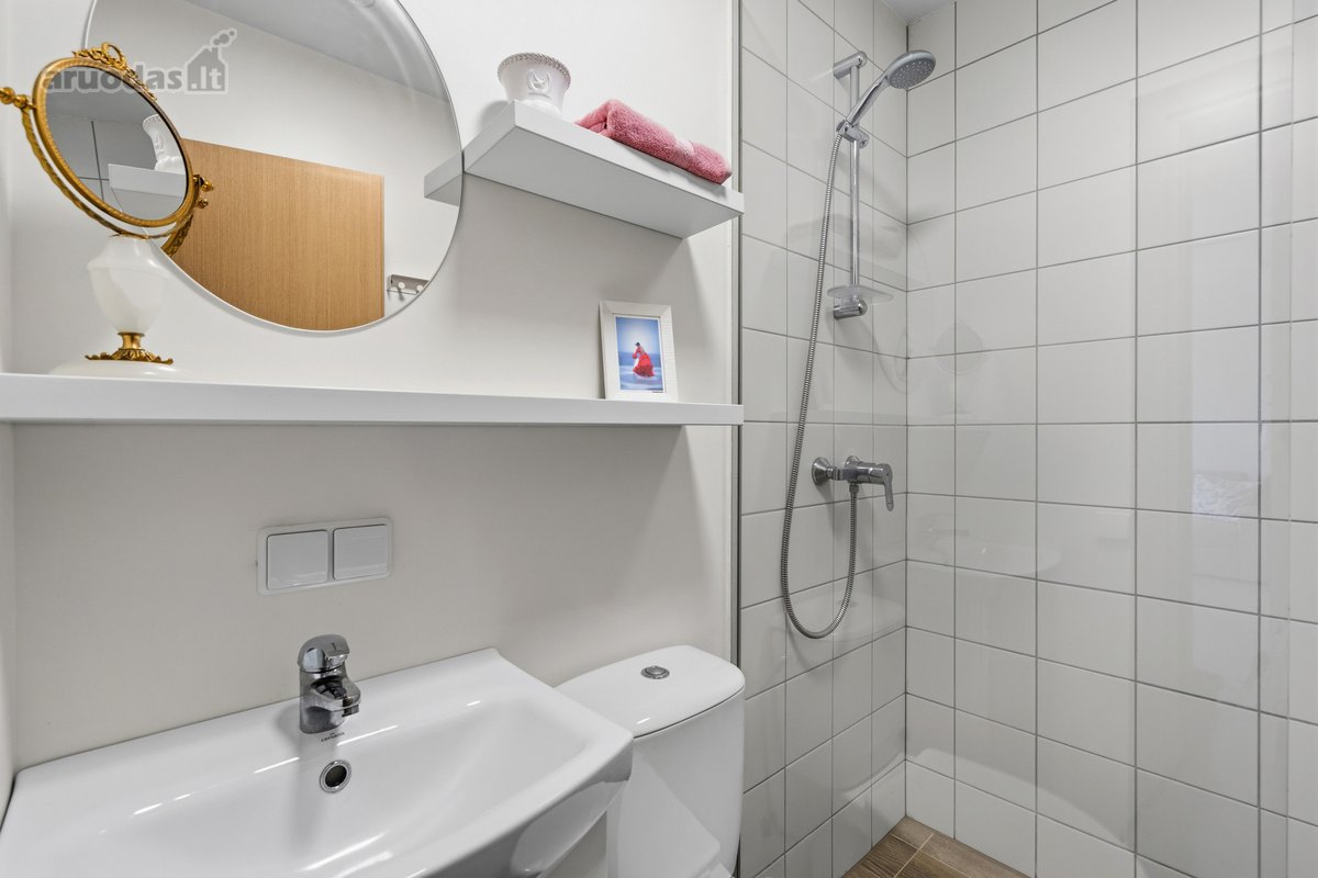 Parduodamas pilnai įrengtas 2 kambarių butas - nuotraukos Nr. 16