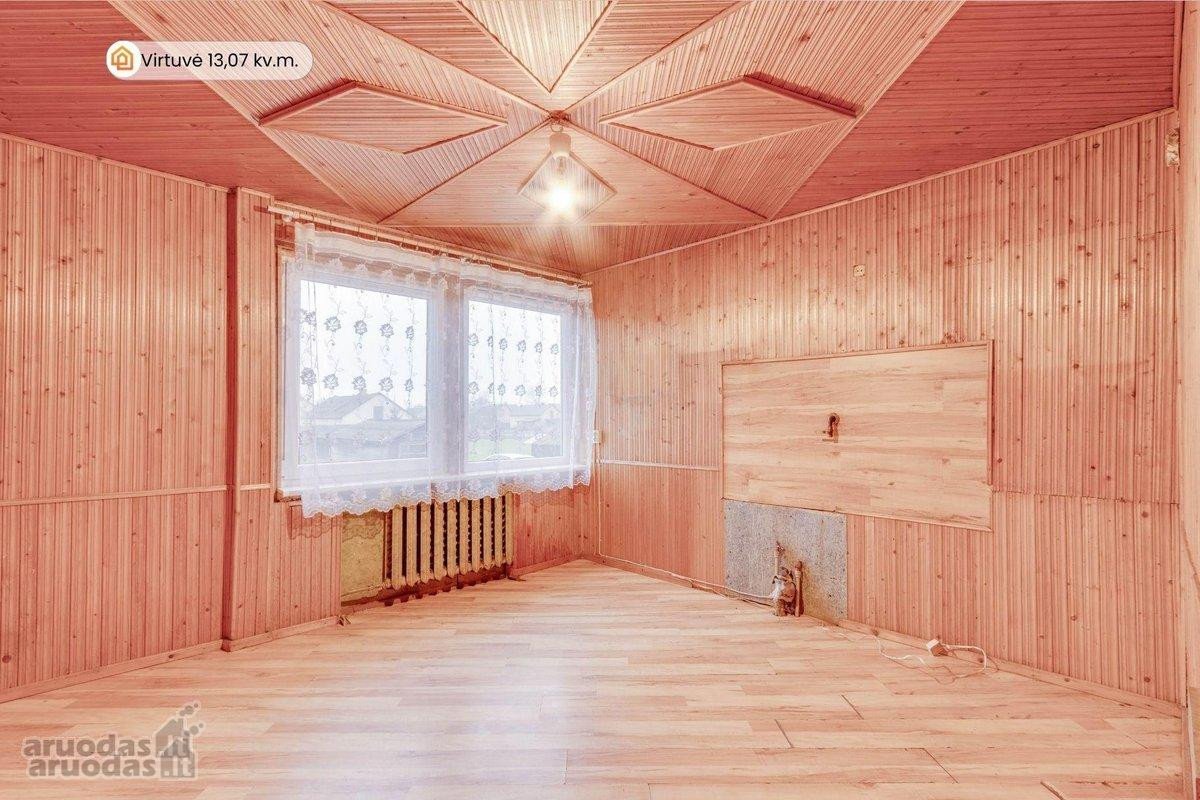 Parduodamas dviejų aukštų namas su erdviu 25 - nuotraukos Nr. 7