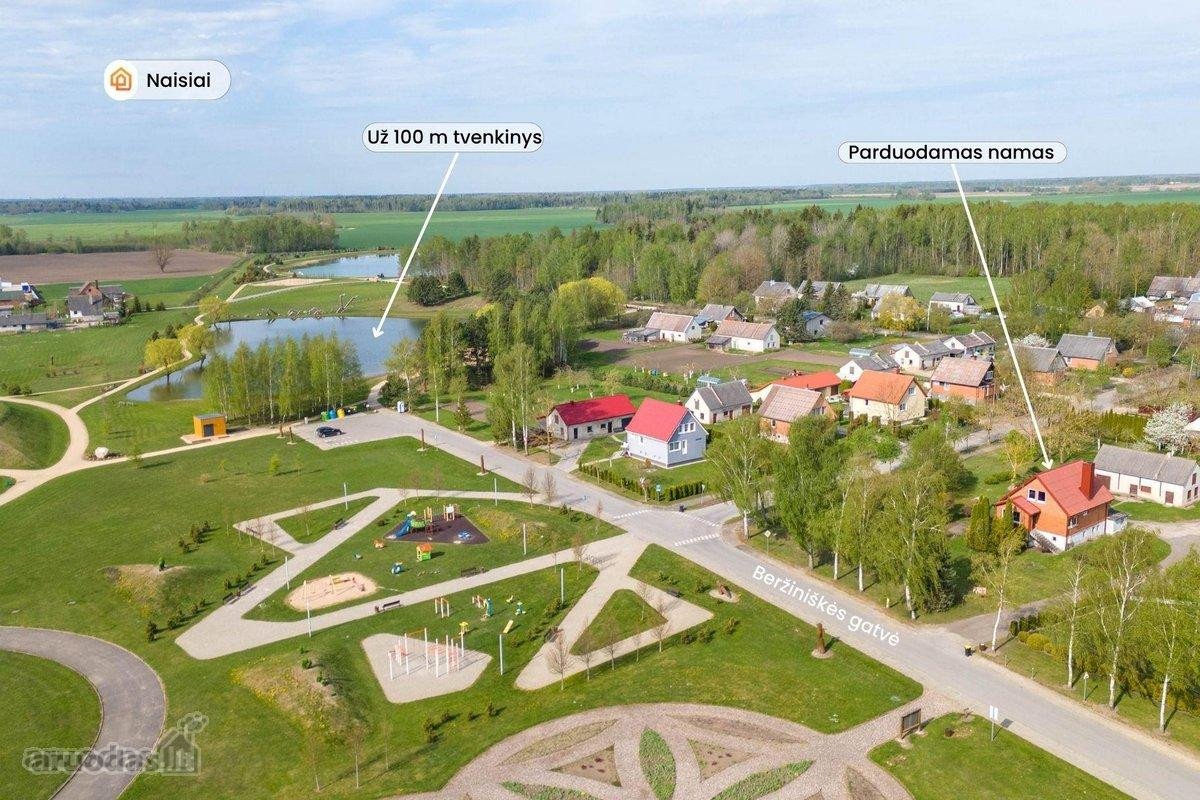Parduodamas dviejų aukštų namas su erdviu 25 - nuotraukos Nr. 30