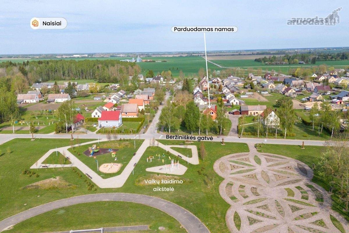 Parduodamas dviejų aukštų namas su erdviu 25 - nuotraukos Nr. 31