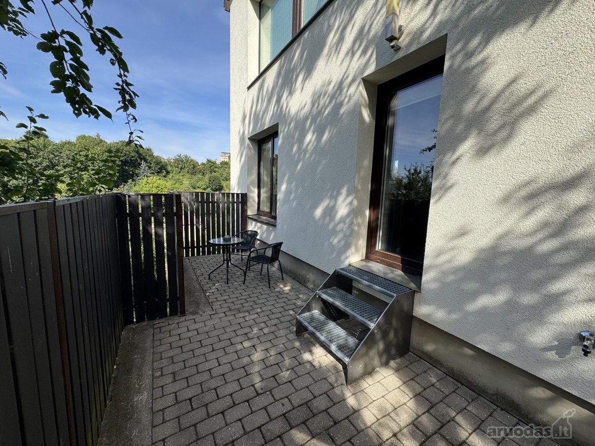 Parduodamas išskirtinis butas Žaliakalnyje – - nuotraukos Nr. 42