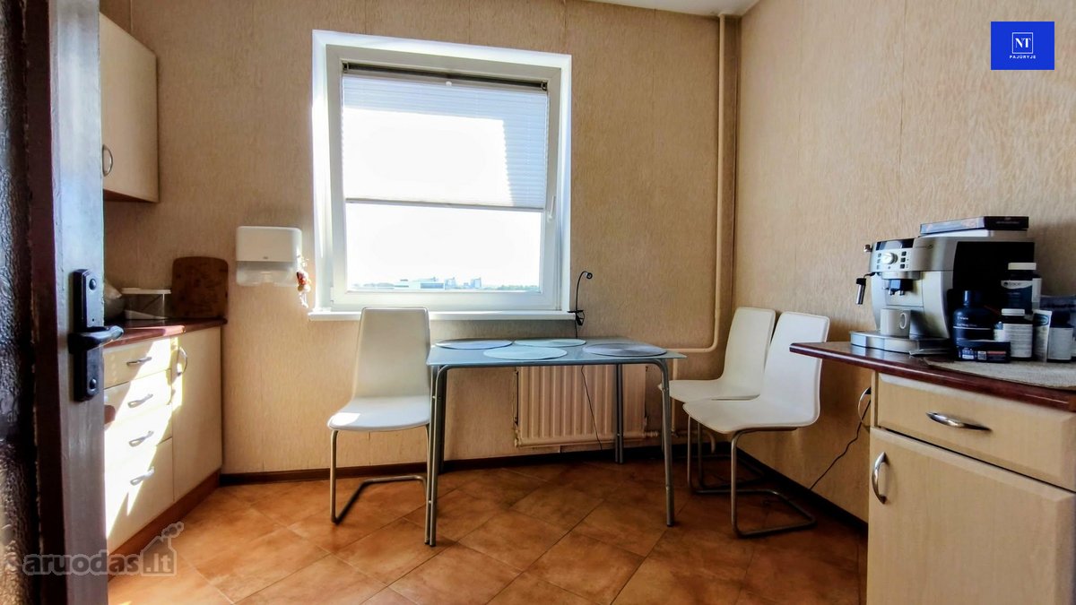 Parduodamas erdvus ir šviesus 77 kv. m trijų - nuotraukos Nr. 14
