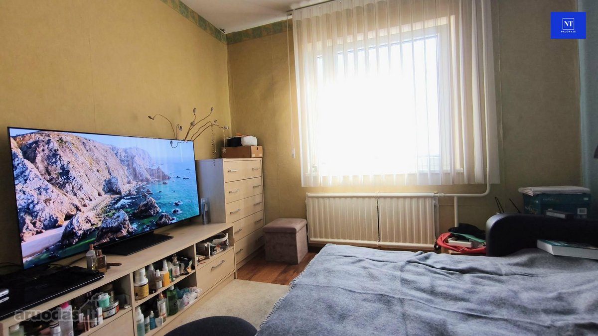 Parduodamas erdvus ir šviesus 77 kv. m trijų - nuotraukos Nr. 10