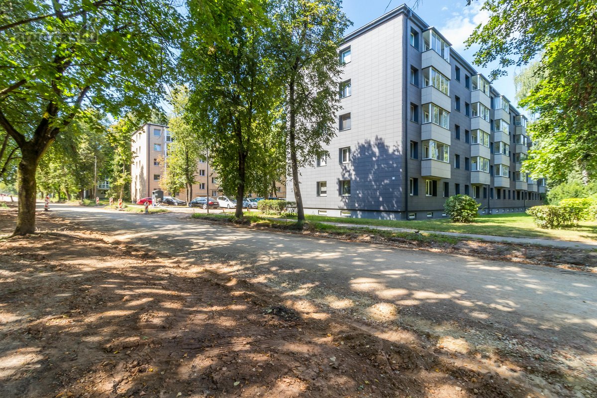 Parduodamas 2 kambarių butas renovuotame name - nuotraukos Nr. 12
