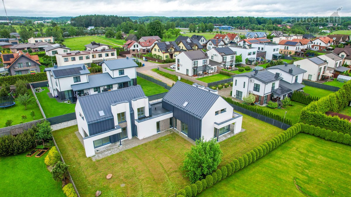 Parduodamas išskirtinės architektūros gyv. - nuotraukos Nr. 6