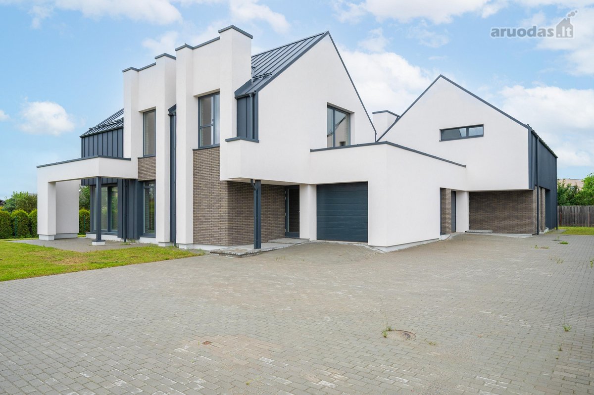 Parduodamas išskirtinės architektūros gyv. - nuotraukos Nr. 10
