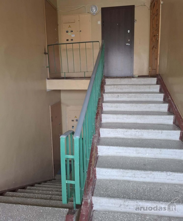 Parduodamas erdvus 2 kambarių butas 5 aukšte - nuotraukos Nr. 12