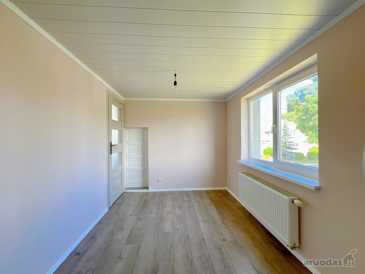 Parduodama namo dalis Kretingos centre – J. - nuotraukos Nr. 13