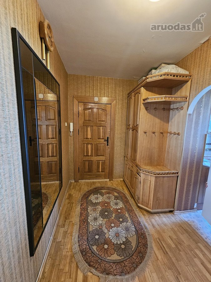 Nuomojamas erdvus ir šviesus 3 kambarių, 70 - nuotraukos Nr. 8