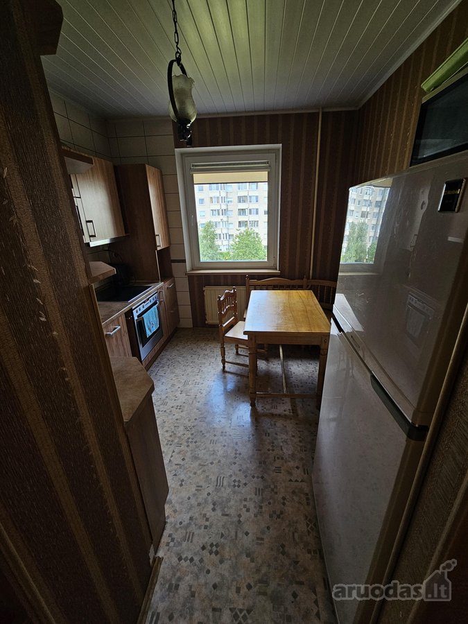 Nuomojamas erdvus ir šviesus 3 kambarių, 70 - nuotraukos Nr. 9