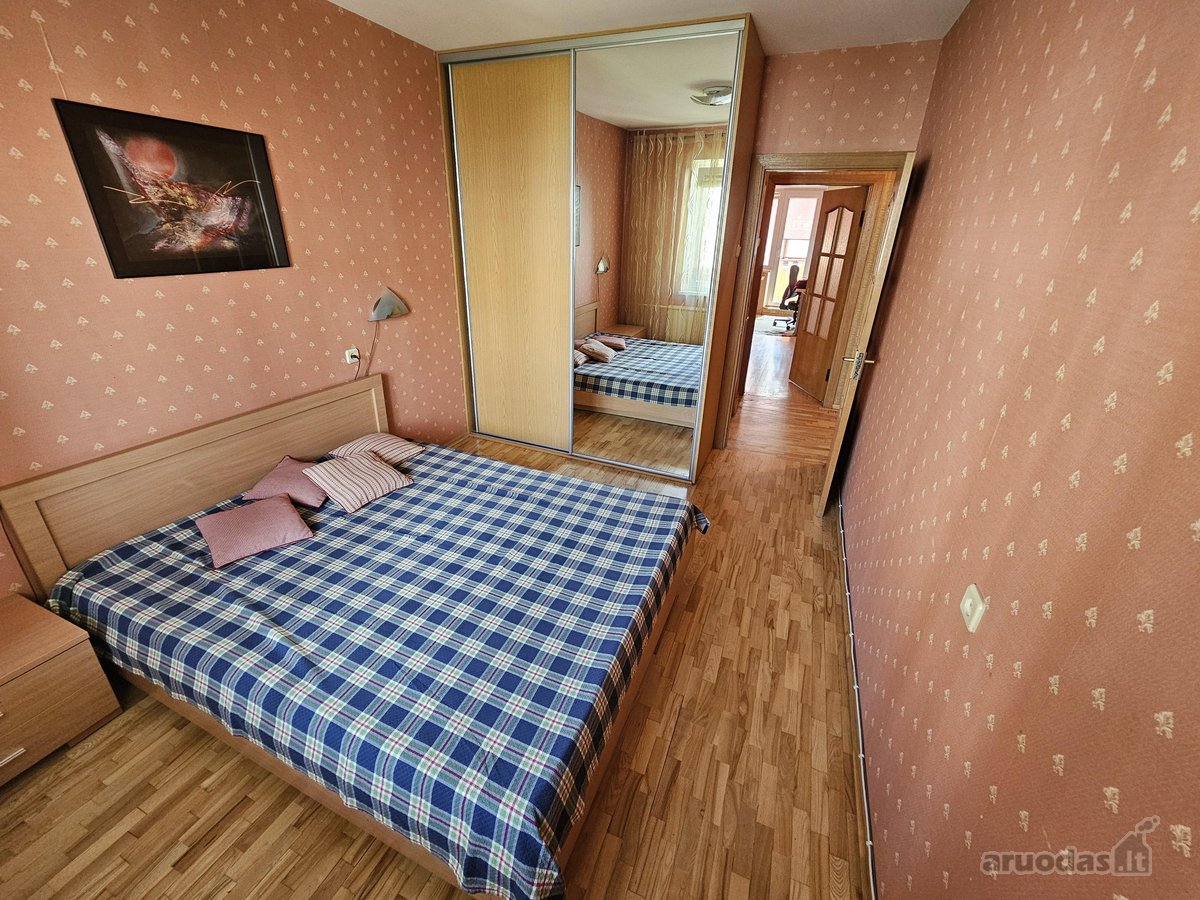 Nuomojamas erdvus ir šviesus 3 kambarių, 70 - nuotraukos Nr. 16