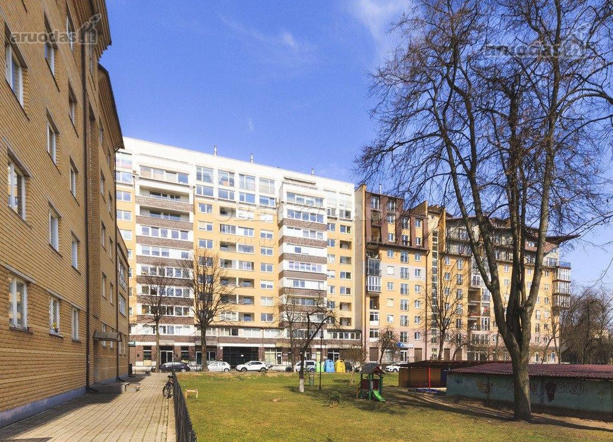 Erdvus bei šviesus 3 kambarių butas su - nuotraukos Nr. 18
