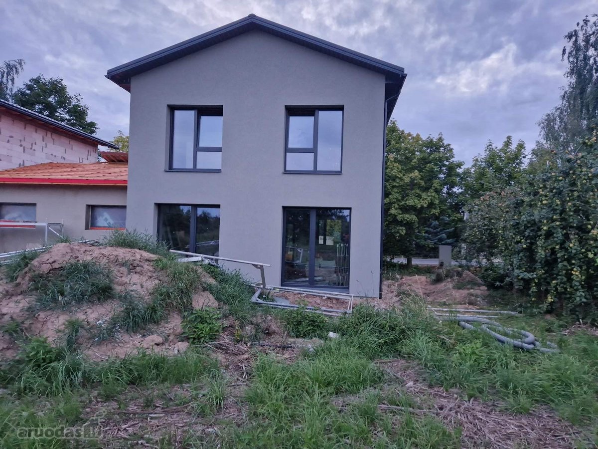 Parduodamas sublokuotas namas per garažus. - nuotraukos Nr. 7