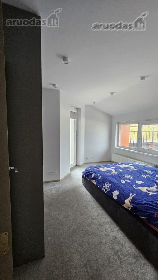 Išnuomojamas naujai suremontuotas 4 kambarių - nuotraukos Nr. 30