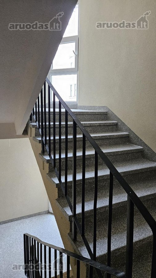 Išnuomojamas naujai suremontuotas 4 kambarių - nuotraukos Nr. 40