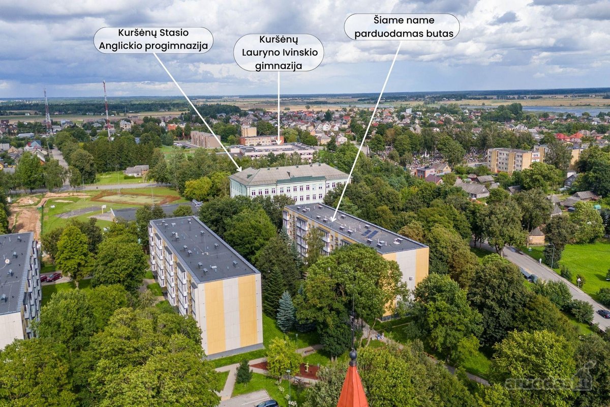 Parduodamas erdvus ir šviesus 3 kambarių - nuotraukos Nr. 2