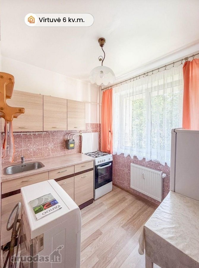 Parduodamas erdvus ir šviesus 3 kambarių - nuotraukos Nr. 16