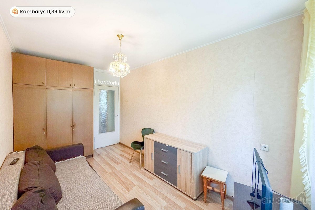 Parduodamas erdvus ir šviesus 3 kambarių - nuotraukos Nr. 7