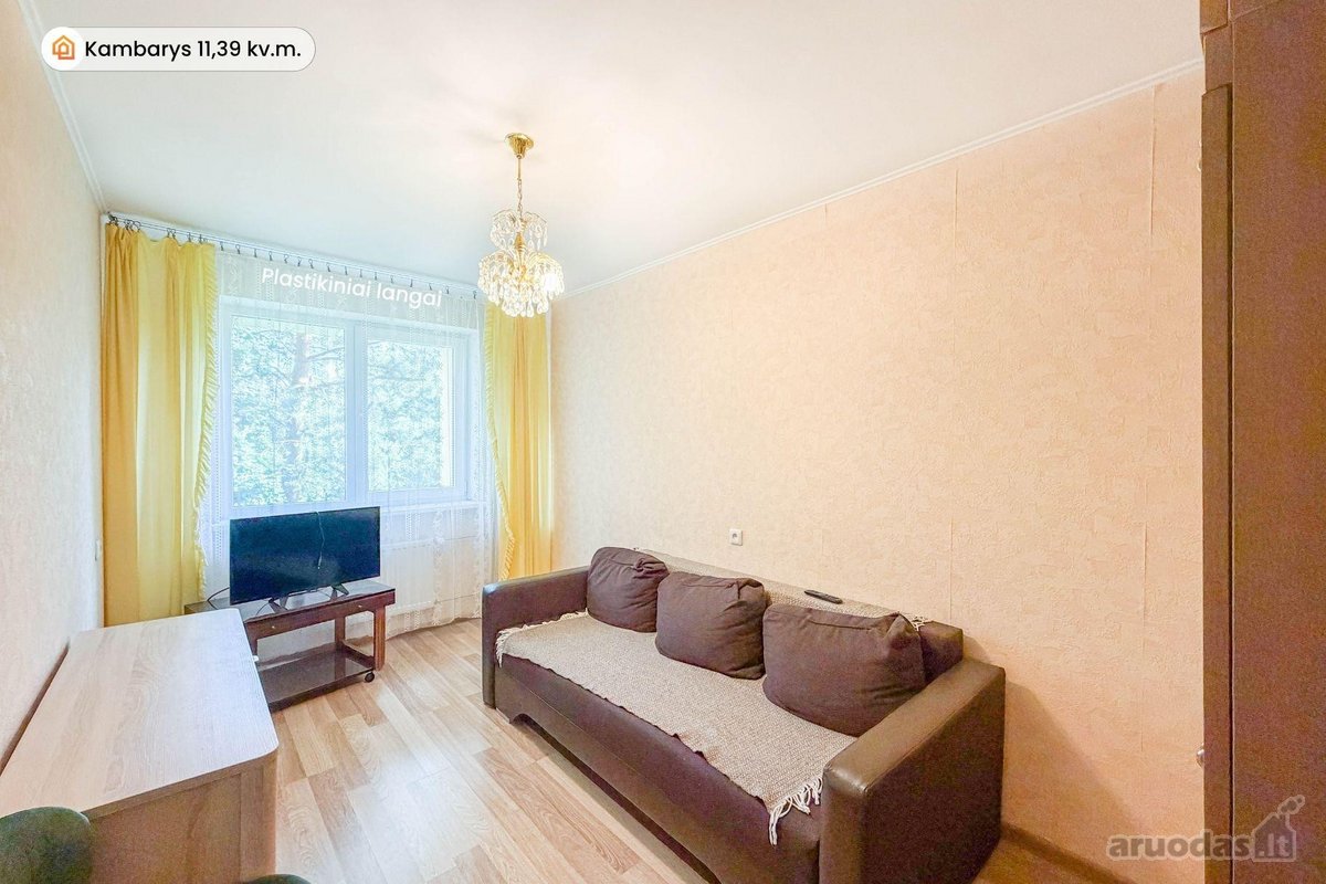 Parduodamas erdvus ir šviesus 3 kambarių - nuotraukos Nr. 4