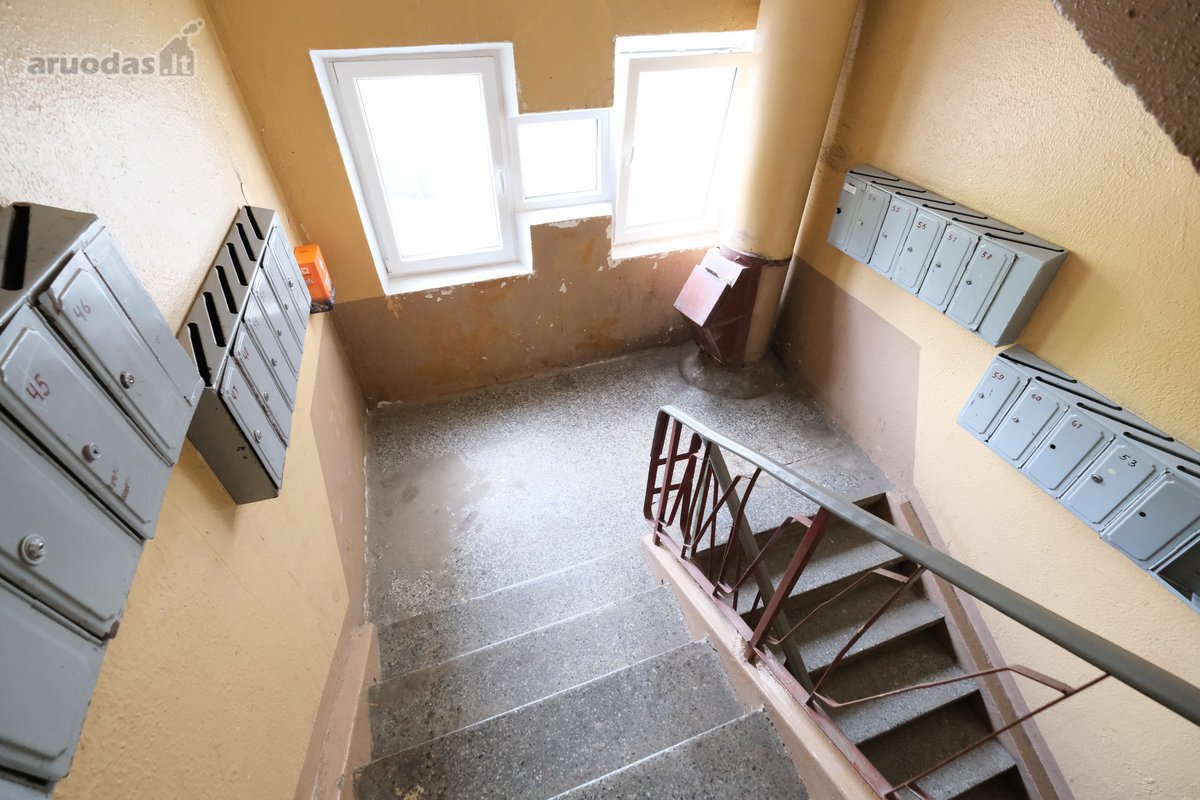 Parduodamas erdvus 3 kambarių butas puikioje - nuotraukos Nr. 14