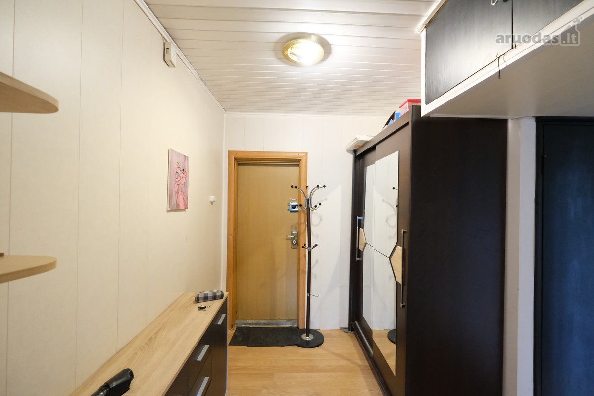 Parduodamas erdvus 3 kambarių butas puikioje - nuotraukos Nr. 3