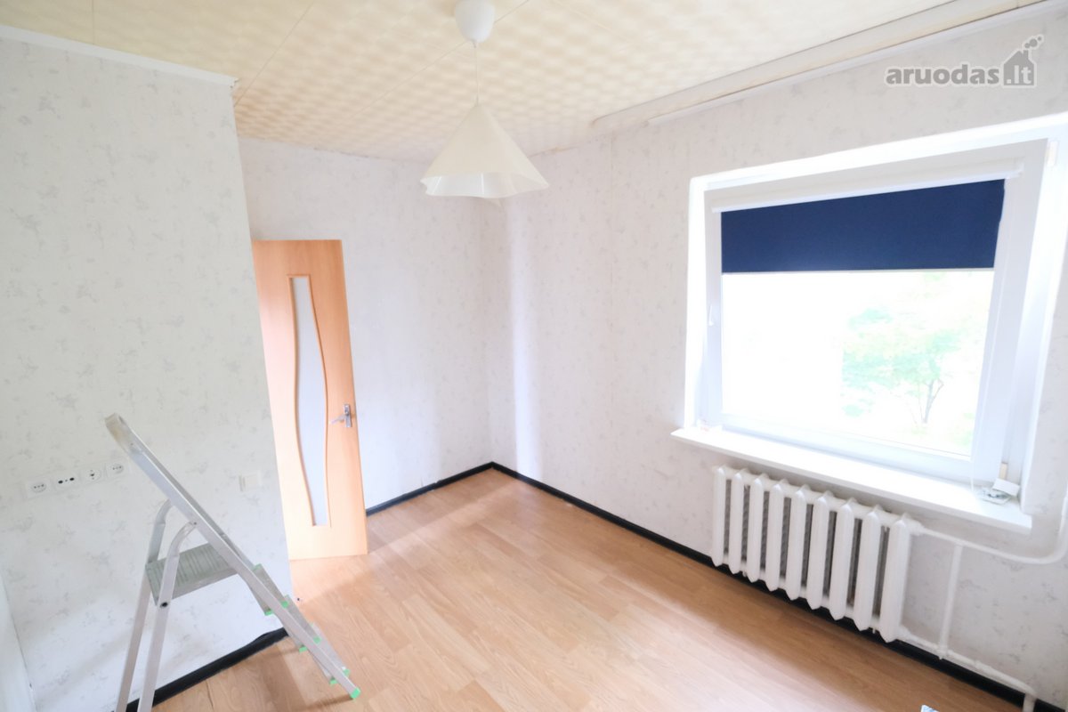 Parduodamas erdvus 3 kambarių butas puikioje - nuotraukos Nr. 8