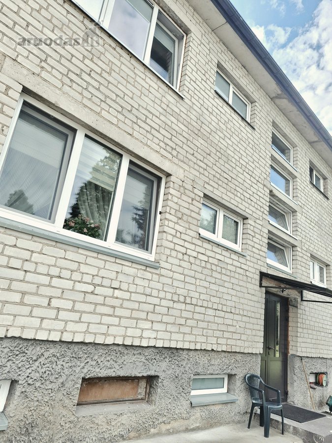 Parduodamas erdvus 58 kv, dviejų kambarių - nuotraukos Nr. 2