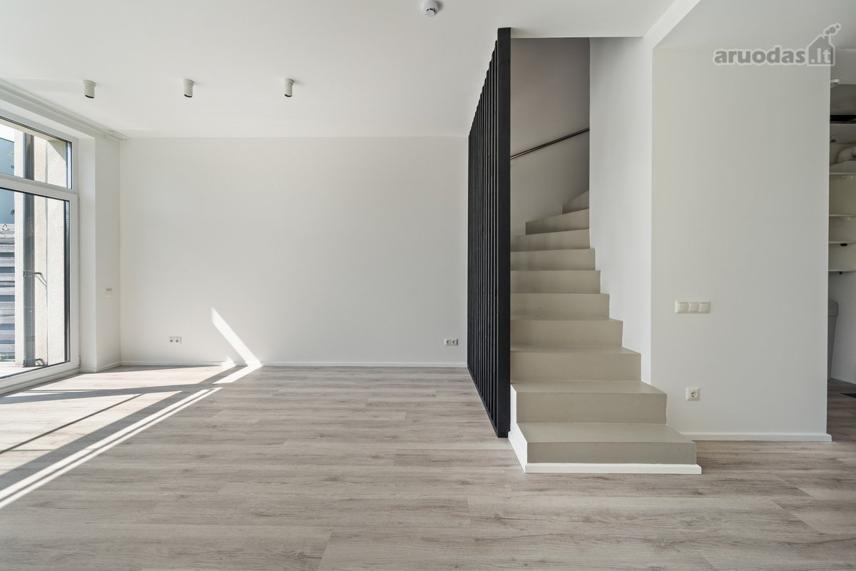 Parduodamas Sublokuotas Namas Pavilnyje – - nuotraukos Nr. 12