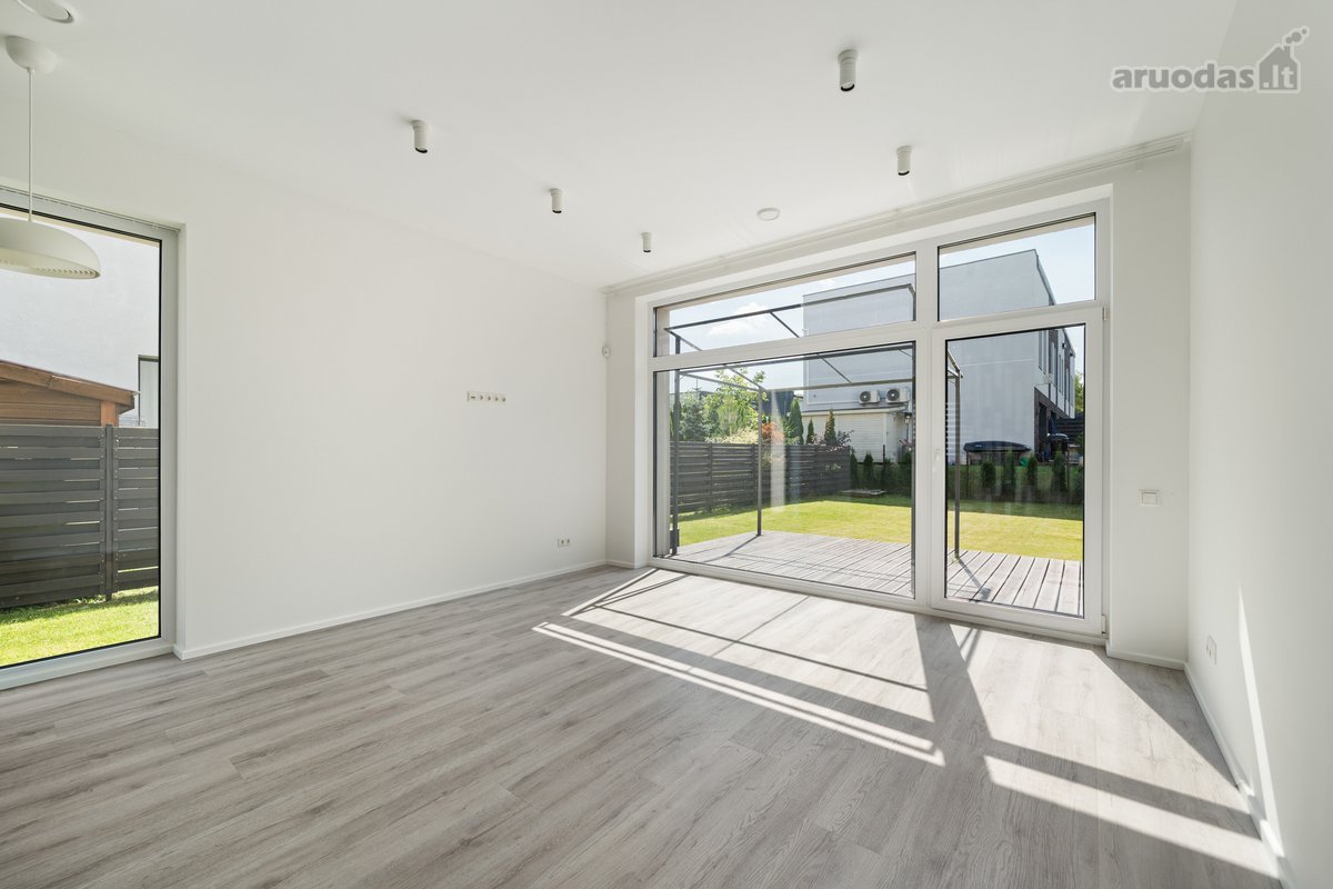 Parduodamas Sublokuotas Namas Pavilnyje – - nuotraukos Nr. 9