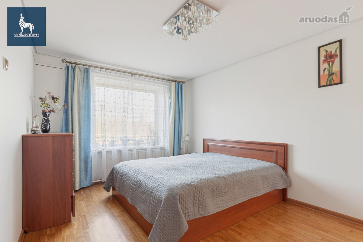 Parduodamas erdvus namas šalia Pavilnių - nuotraukos Nr. 12