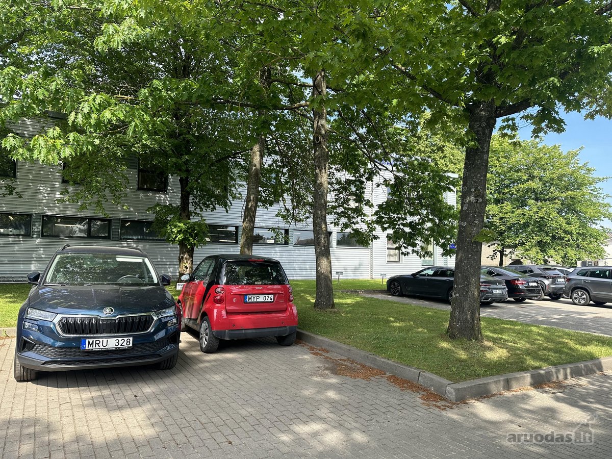 Už 87 eurus (plius PVM) išnuomojamos 12 kv.m. - nuotraukos Nr. 2