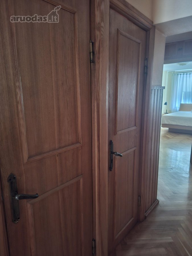 Išnuomojamas keturių kambarių butas Kauno r. - nuotraukos Nr. 16